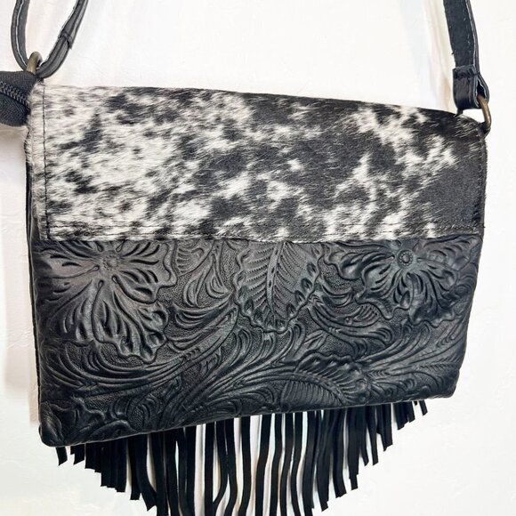 Artisan Embossed Tooled Fringe Cowhide Leather Crossbody Bag Black white Boho - Picture 5 of 6